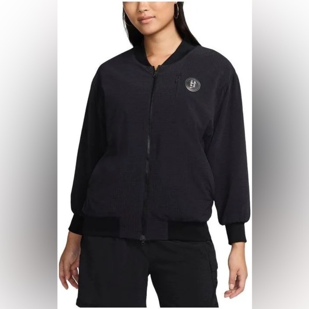 NIKE Men’s Sabrina Reversible Basketball Jacket in black. Medium. NWT!